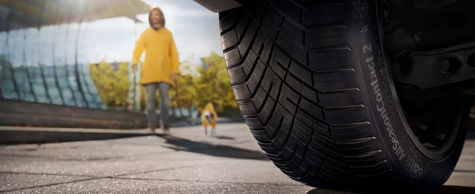 Continental AllSeasonContact 2