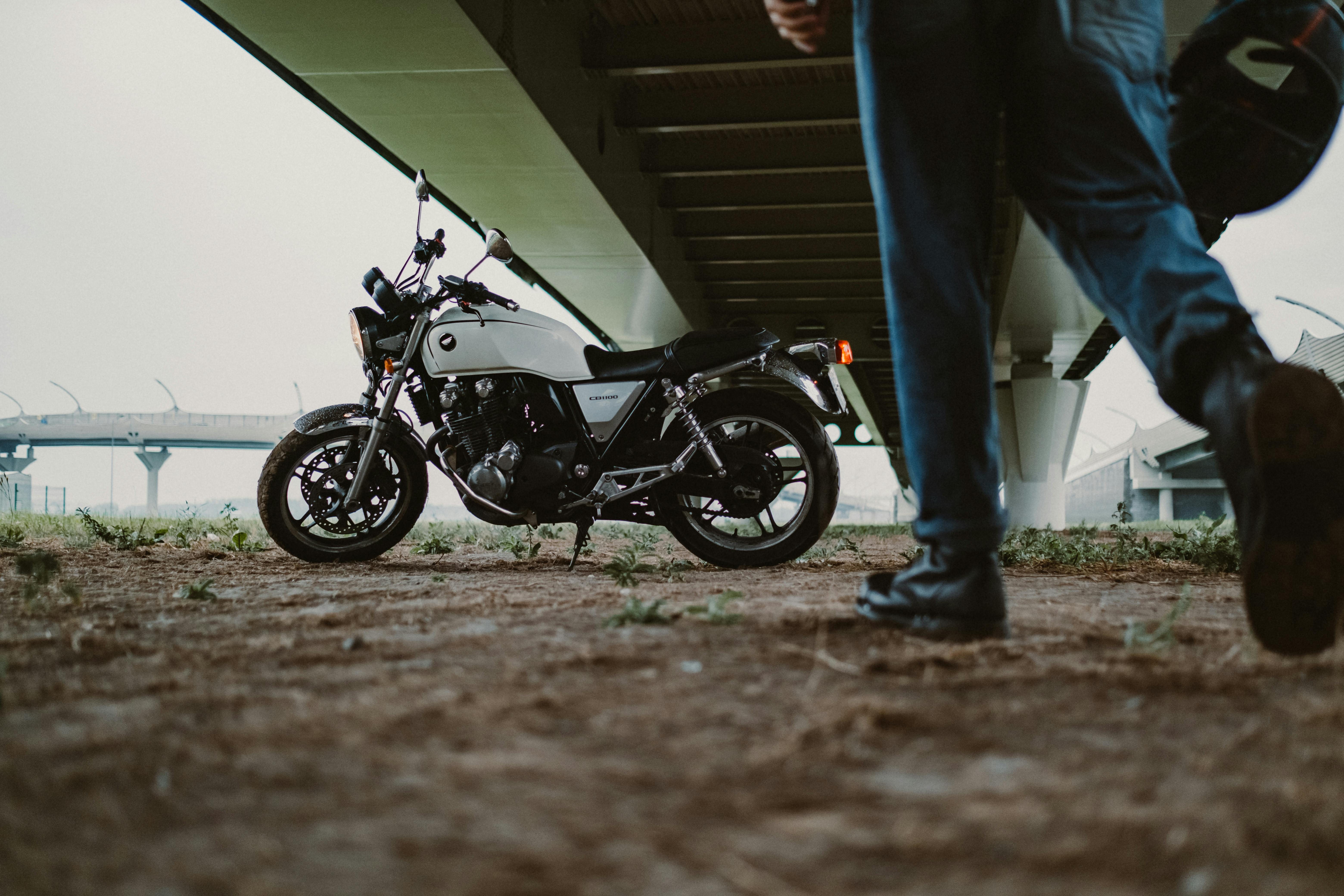 Pression pneu moto