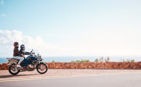 prendre la route des vacances en moto