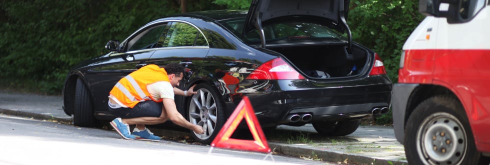 Changer une roue de secours