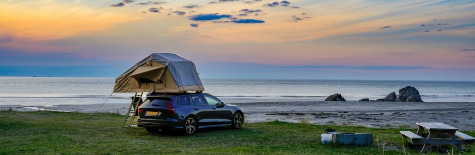 Camping et tente de toit