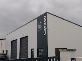 GARAGE FAUX & BORIS