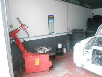 GARAGE MENON