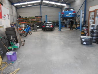 Montage de pneus  Maubeuge - GARAGE GP-AUTO 59 - Centre de montage  Allopneus - Allopneus.com