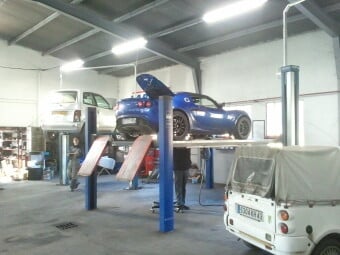 GARAGE LES PANDRAUX