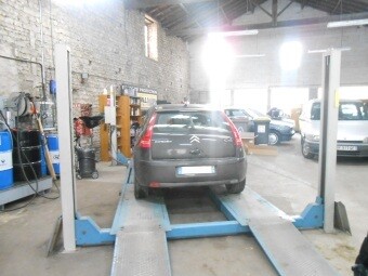 VERONE AUTOMOBILES