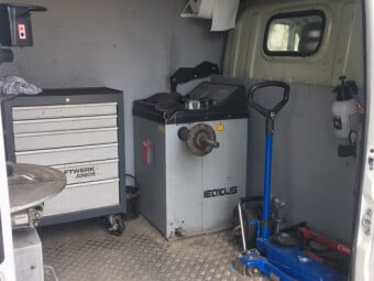 EASYPNEU 04 ( STATION MOBILE INDEPENDANTE )