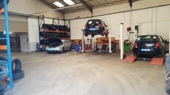01 AUTO SERVICES
