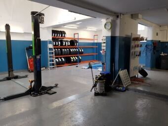 PNEUS LIVE AUTO SERVICES