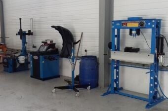 GARAGE TIM