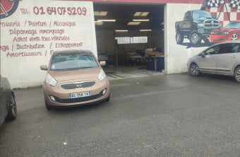GARAGE NEW AUTOMOBILE