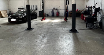 LB AUTOGLASS