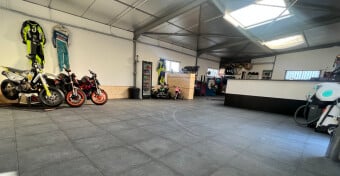 CASTELLET MOTO