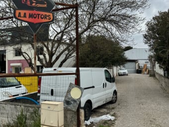 AA MOTORS 83