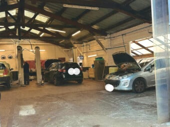 AUTO SERVICE TECHNOLOGIE