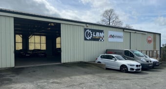 STAFF AUTO / AM AUTOMOBILES