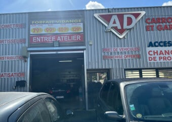 GARAGE AD MONTMAGNY
