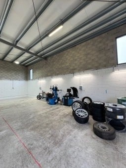 JANTES RENOV CENTER