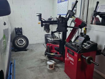 BK AUTO'S