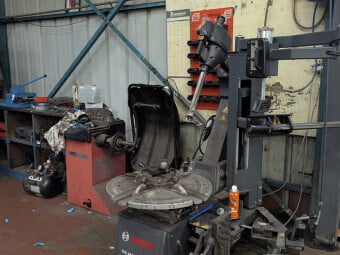 GARAGE DE BOURG-DES-COMPTES