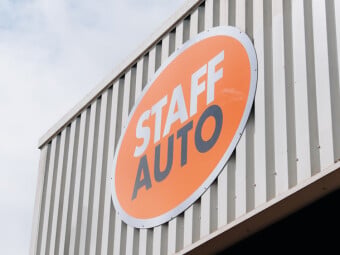 BRUZ SERVICES AUTO