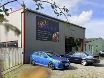 SELF GARAGE
