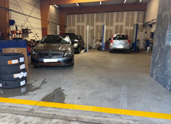ALS AUTOMOBILE