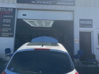 PNEUS ET SERVICES