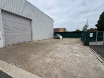TWO FIT GARAGE