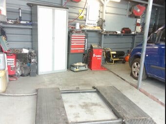 PREMIUM AUTO SERVICES