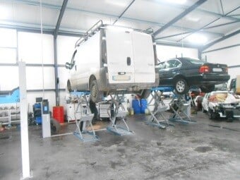GARAGE OUSTY
