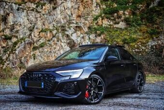 ZR CAR