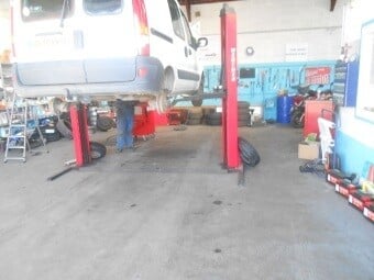 GARAGE NESTER